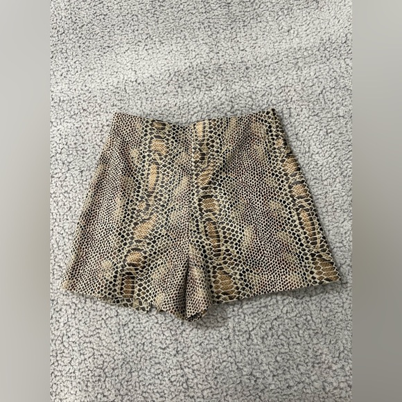 ZARA TRF SKORT size XS - Picture 4 of 4